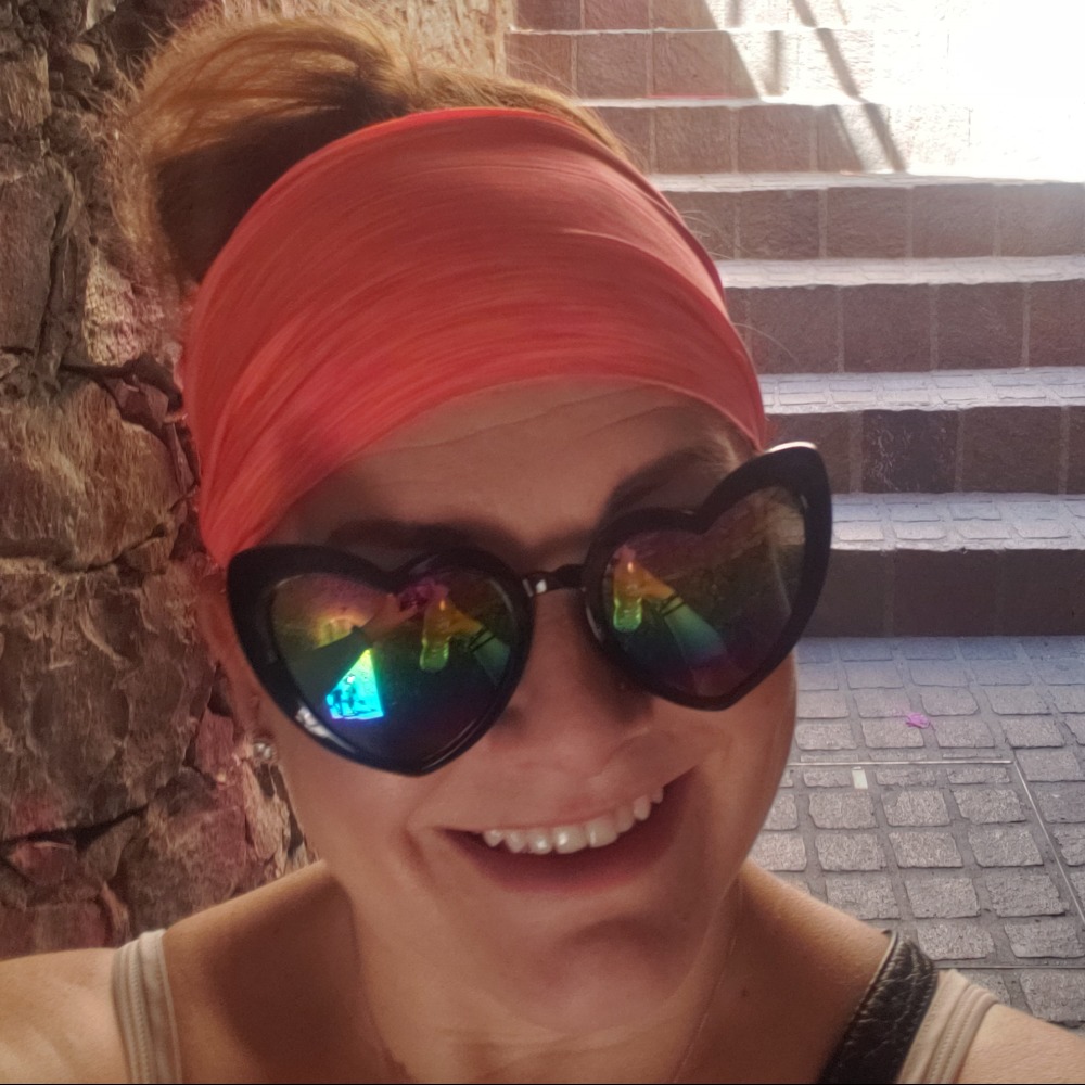 Meet your Posher, Leah